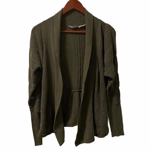 Athleta Sweaters - BOGO Athleta Cashmere Blend Olive green Medium